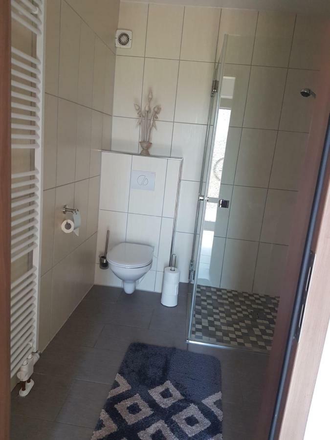 Ferienwohnanlage "Am Bernsteinsee" Apartamento Dierhagen Exterior foto